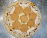 Foto langkah ke 4 dari resep Pizza Praktis.