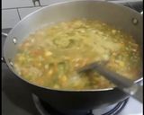 A picture of step 4 of Lemon Coriander Vegetable Soup.