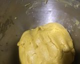 A picture of step 2 of Custard Cokies.
