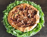Foto del passaggio 8 della ricetta Galette all'olio e timo con ricotta di pecora gorgonzola fichi e noci