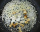 Hình bước làm 2 của món Sách Bò Xào Củ Hành