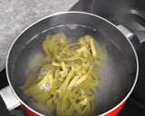 Foto del paso 2 de la receta: Pasta verde con espinacas y champiñón