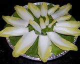 Foto del paso 3 de la receta: Endivias con salchicha alemana y  triangulitos de queso