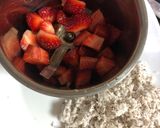 A picture of step 2 of Strawberry and blueberry Modak.