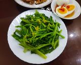 Hình bước làm 3 của món Cải ngồng luộc chấm trứng