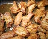 Foto del passaggio 1 della ricetta Alette di pollo piccanti aromatizzate