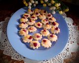 Foto langkah ke 8 dari resep Mini Fruit Pie Simple.