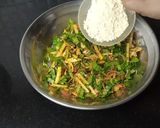A picture of step 4 of Aloo Ke pakoray.
