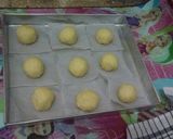 Foto langkah ke 4 dari resep Donat kentang.
