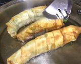 A picture of step 5 of Stuffed chili samosas.