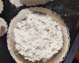 A picture of step 13 of Apple pie with strawberry cream.