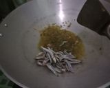 Foto langkah ke 2 dari resep Tumis Daun Singkong teri rebus.