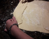 Foto del paso 5 de la receta: Medialunas de manteca fáciles y esponjosas
