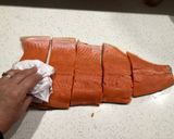 Foto del paso 1 de la receta: Salmón en salsa de coco 🥥