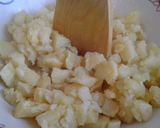 A picture of step 4 of Spanish Potato and Chorizo Tortilla.