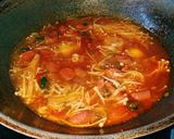 Foto langkah ke 3 dari resep Jamur Enoki Masak Pedas.