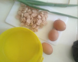 Foto langkah ke 1 dari resep Telur Dadar Sosis.