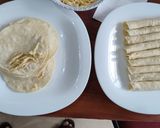 A picture of step 6 of Enchiladas Suizas.