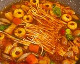 Foto langkah ke 7 dari resep Enoki Tomyum Pedas.
