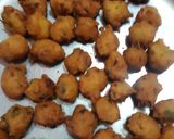 क्रिस्पी मूंग दाल बड़े (Crispy Moong Dal vade recipe in Hindi) रेसिपी चरण 4 फोटो