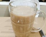 A picture of step 5 of Banana smoothie.