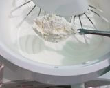 Foto langkah ke 4 dari resep 106. Cake Marmer Putih Telur.