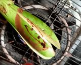 Foto langkah ke 4 dari resep Sambel Terong Bakar Kecap Ala Emak Salsa.