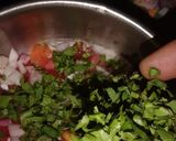 ખાખરા ચાટ (Khakhra Chaat Recipe In Gujarati) રેસીપી સ્ટેપ1ફોટો