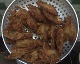 Foto langkah ke 4 dari resep Jamur Tiram Goreng Tepung.