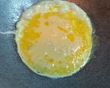 Foto langkah ke 2 dari resep Oseng Telur Kacang Panjang #week42.