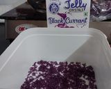 A picture of step 4 of Colourful Ice cream.