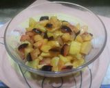 A picture of step 4 of Mix fruit chaat.