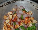 A picture of step 3 of Chilli paneer.