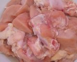 Foto langkah ke 1 dari resep Sop Ayam.