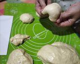 Foto langkah ke 5 dari resep Roti Sobek Isi Cokelat ala Didi.