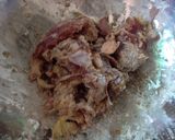 รูปขั้นตอนการทำที่ 2 ของ หมูทอดกระเทียม