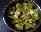 A picture of step 5 of Green chilli sauce.