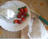 A picture of step 2 of Cream-filled strawberries#localfoodcontest-Nairobi North.