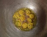 A picture of step 2 of Pumpkin pakoda.