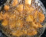 Gambar langkah 4 resipi Ayam Popcorn Crispy.