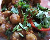 A picture of step 9 of Chole masala.