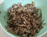 Foto langkah ke 1 dari resep Blenyik (Gumpala Teri Basah) Cabai hijau.