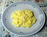 A picture of step 5 of Fluffy Scrambled Eggs.