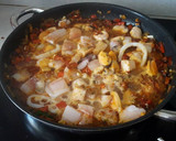 Foto del paso 4 de la receta: Fideuá rico rico y sencillo de la Brigada Espartana