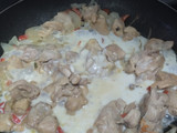 Pollo🍗en salsa🥯de queso🧅🫑🧄