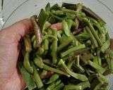 Foto langkah ke 1 dari resep Tumis sayur grendel/bunga genjer.