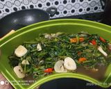 Foto langkah ke 3 dari resep Tumis Kangkung WFH ke-12.