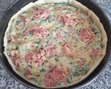 Foto del paso 6 de la receta: 🍽 🌿 Tarta con espinaca en salsa blanca, champiñones y jamón