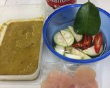 รูปขั้นตอนการทำที่ 1 ของ ผัดเขียวหวานแห้งไก่ราดข้าว