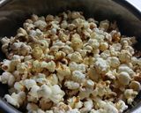 Foto langkah ke 1 dari resep Popcorn caramel.